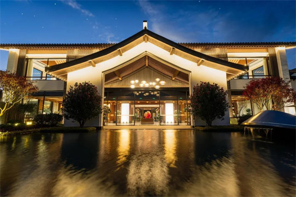 擁抱極致旅居生活，彝文化輕奢度假合院酒店——琢舍美歌，12月10日盛情啟幕