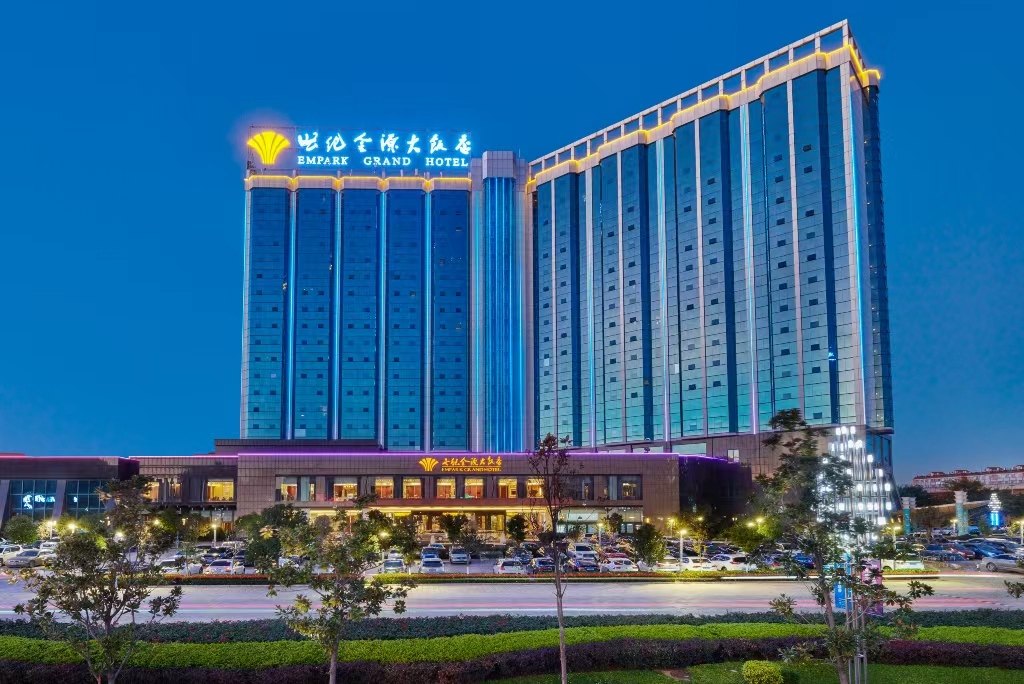 云南策劃公司,昆明旅游,昆明旅行社,昆明團(tuán)建公司,昆明會(huì)議會(huì)展：昆明世紀(jì)金源大飯店：城市中心的非凡之選